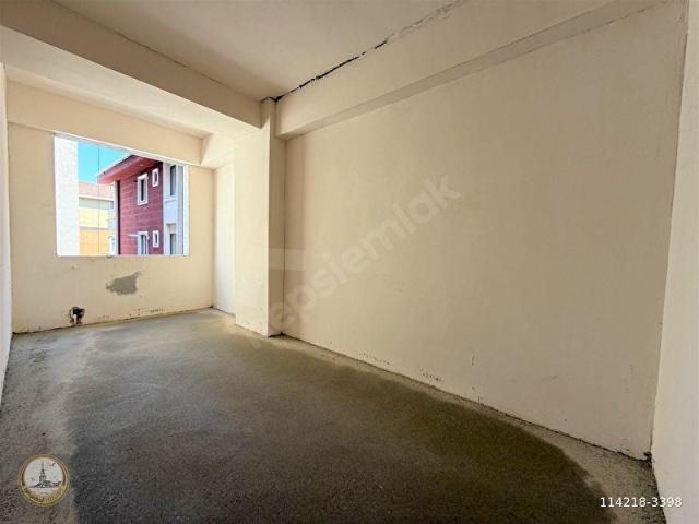 İstanbul House'dan Güney Cepheli Sıfır 2+1 Ara Kat Satılık Daire