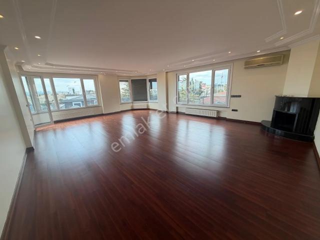 İstanbul House'dan Şenlikköy'de 7+2 Eşsiz Deniz Manzaralı Dublex