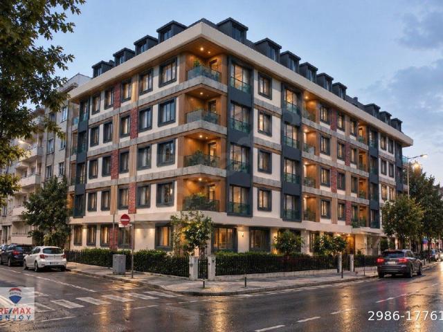 İSTANBUL MALTEPE ALTINTEPEDE BALKONLU KAPALI MUTFAK 2+1 DAİRE