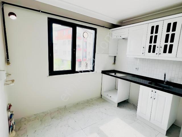 İstanbul Sancaktepe Yunusemre Mah. Satılık 3+1 Ters Dublek 160m2
