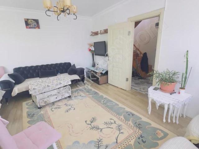 İstanbul Sancaktepe Yunusemre Mah Satılık 3+1 Üst Dübleks 145 M2