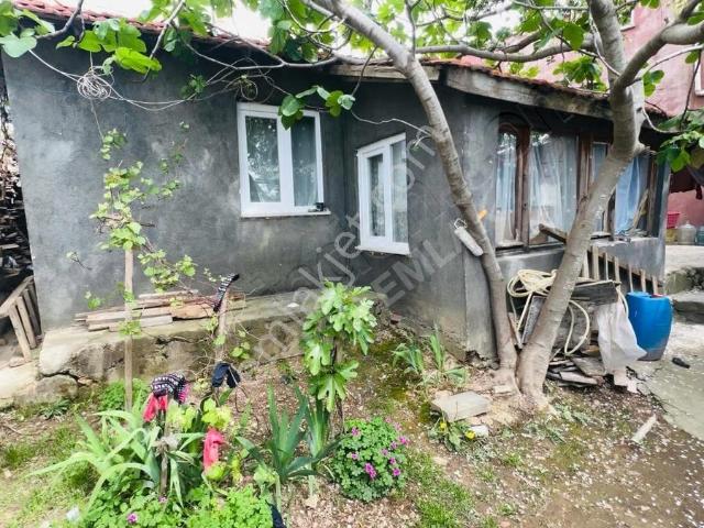 İstanbul Sancaktepe Hilal Mah Satılık İmarlı 170 M2 Arsa Ve Ev
