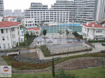 İstanbul Sarayları Sultan Sarayı Satılık 4+1 Yalı Dairesi 198 M²