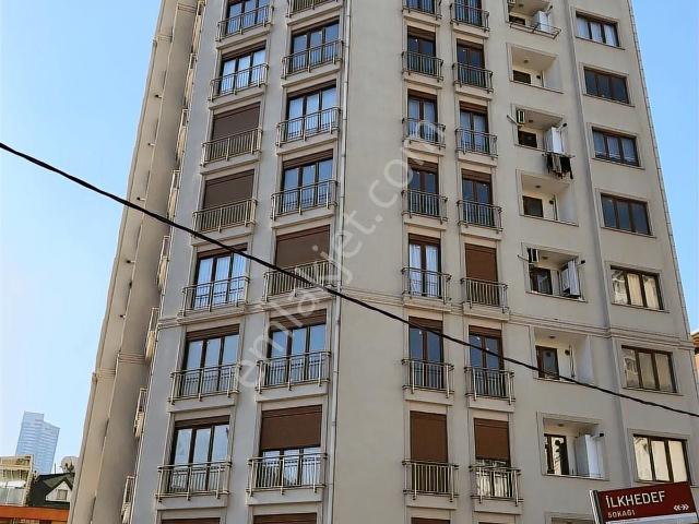 İstanbul Ümraniye Finans Merkezine Cepheli Lüx 2+1 Daire