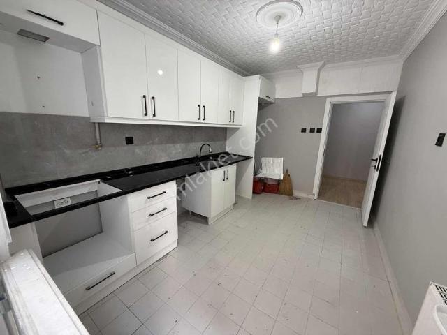 İstasyon Caddesinde 3+1 Kiralık Daire Hürriyet Mahallesi