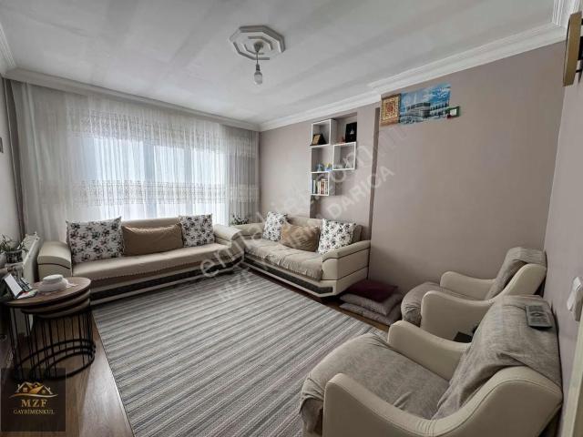 İstasyon Caddesine Yakın 4+1 200m2 Dublex