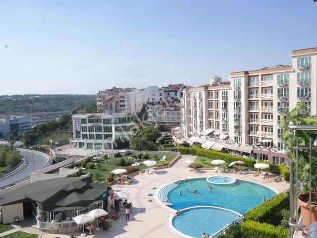 İstasyon Halkalı Divan Göl Ve Kanal Manzaralı 2 +1 Satılık Daire