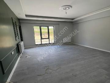 İstasyon Mah.aspaş Ve Emniyet Karşısında 2+1 120m2 Satılık Daire