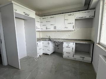 İstasyon Mah.site İçinde 2+1 Kiralık Balkonlu Yüksek Giriş Daire