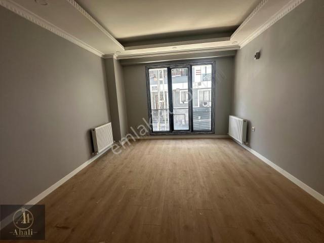İstasyon Mah 1+1 Geniş Kullanışlı Satılık Daire!
