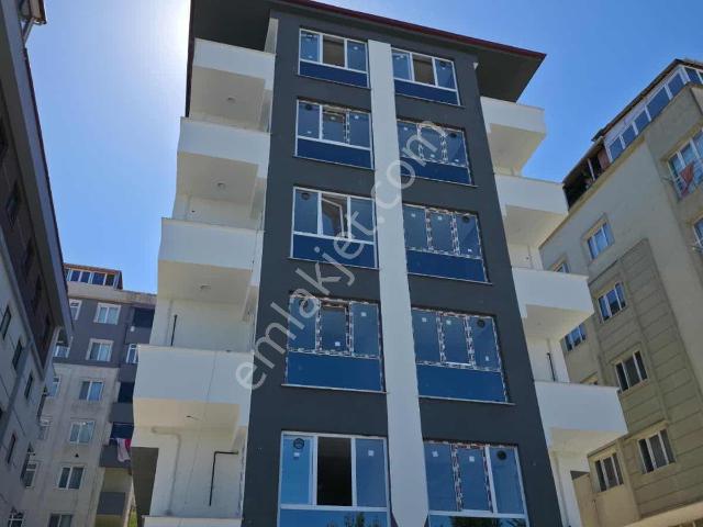 İstasyon Mah. 53 M2 Balkonlu 1+1 Satılık Daire
