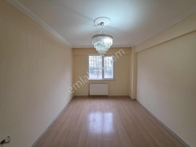 İstasyon Mah. 90 M2 Yüksek Giriş 2+1 Kiralık Daire