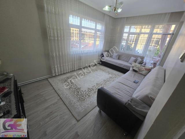 İstasyon Mahallesi Perşembe Pazarı Altı Site İçi 2+1 Çok Geniş