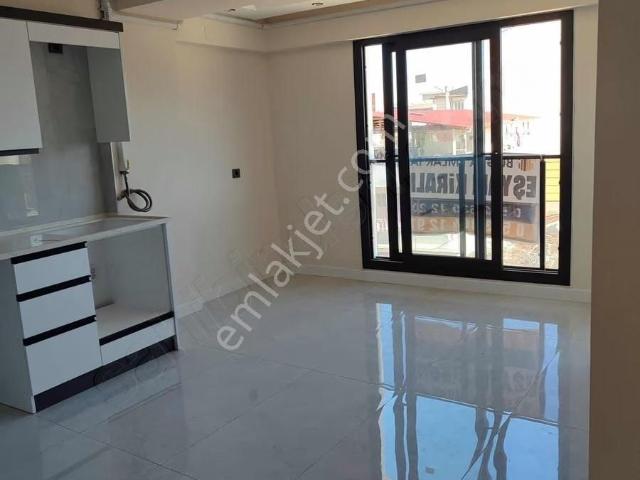 İstasyon Mahallesinde Kiralık 1+1 Eşya Alınacaktır