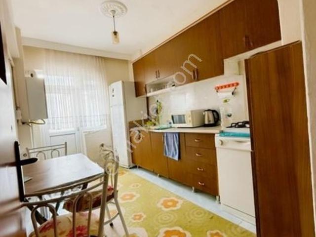 İstasyon Mah'de Ara Katta Merkezi Konumda Kiralık Daire