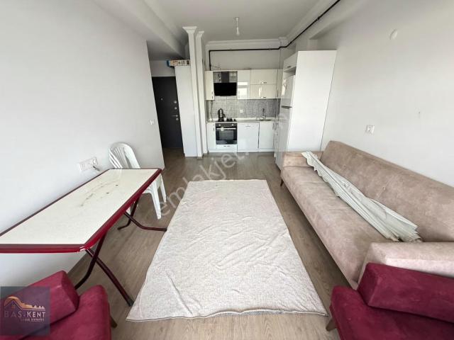İstasyonda Satılık 1+1 Daire