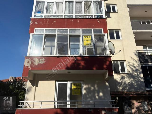 İstekli Emlak'tan İnönü Mahallesi Muhtarlık Karşısı 2+1 Daire