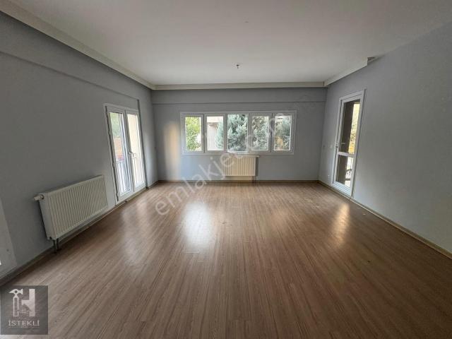 İstekli Emlak'tan Kiralık Toki'de 3+1 Doğal Gazlı Daire