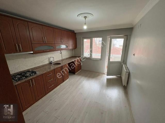 İstekli Emlak'tan Soma Belediyesi Karşısı Kiralık 2+1 Daire