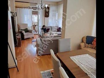İstinye Merkezde Masrafsız+manzaralı.2+1.satılık