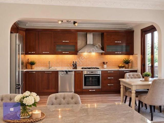 İstinye Site İçinde 3+1 Eşyalı Dublex Daire