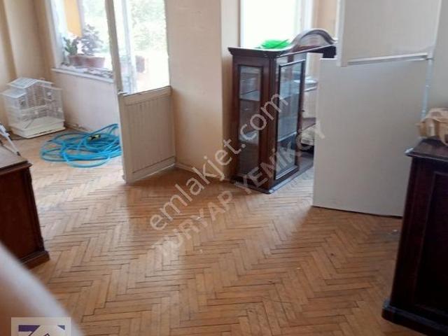 İstinyenin Merkezinde Kiralık 3+1.daire
