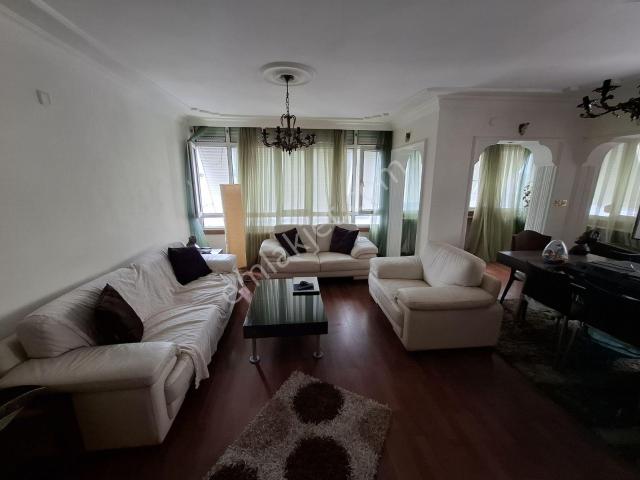 İstinye'ye Yakın 2+1 Bakımlı Daire
