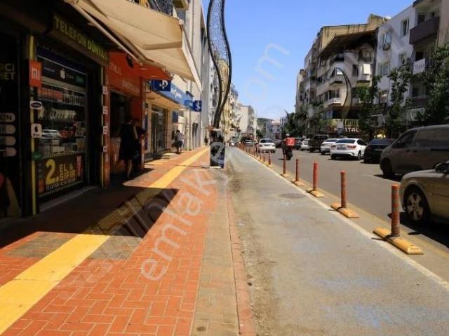 İstiklal Caddesi'nde Yatırımlık, Deniz Manzaralı Fırsat Daire