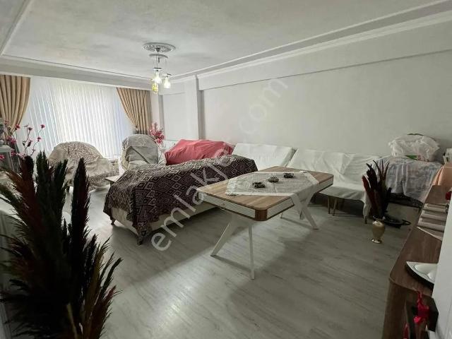 İstiklal Caddesinde Satılık 3+1 159 M2 Daire