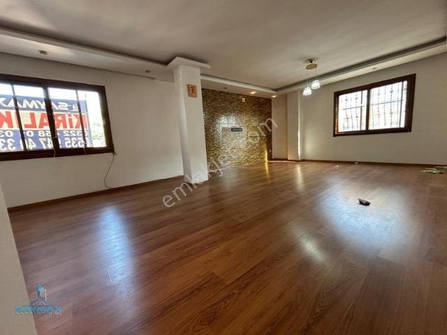 İstiklal Mah.çarşı Merkeze Yakın 3+1+k.mutfak Kiralık Daire.