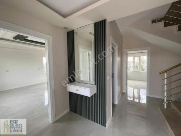 İstiklal Mah.satılık Dublex Villa Müstakil Tadında Oturuma Hazır
