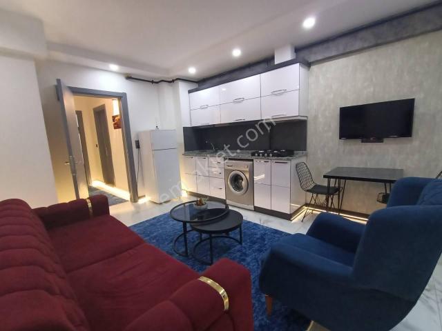 İstiklal Mahallesinde 1+1 Asansörlü Eşyalı Satılık Apart