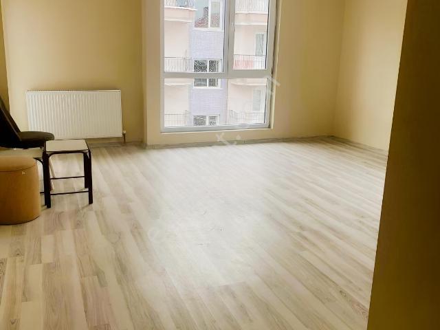 İstiklal Mahallesinde 3+1 Temiz Bakımlı Lüks Daire