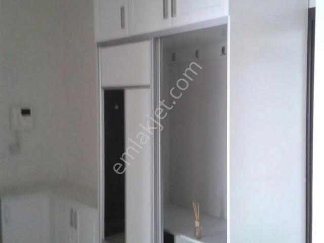 İsa Kavak Gayrimenkul'den 3+1 Kiralık Daire Selçuklu Şeker