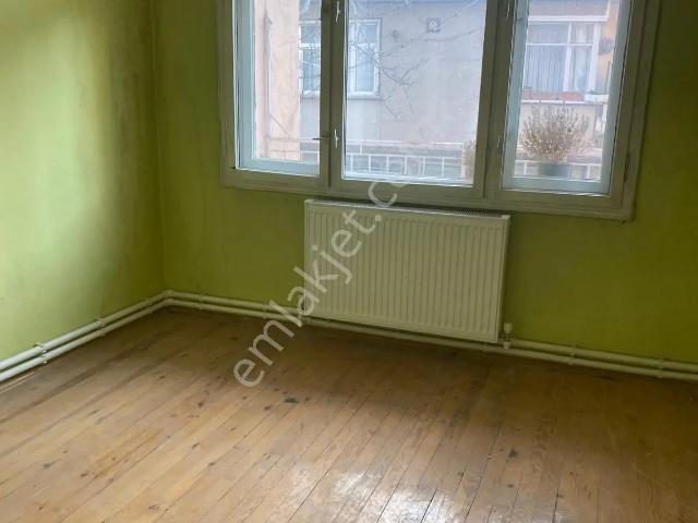 İsa Kavak Gayrimenkul'den 3+1 Kiralık Daire Selçuklu Şeker