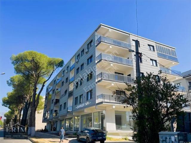 İsabeyli Greenlife'ta Sıfır Cadde Üzeri 3+1 Ara Kat