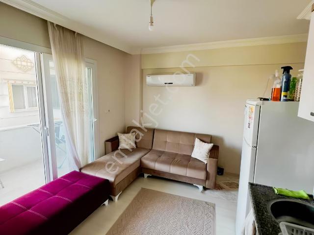 İsabeyli Ege Royal B1 Blokta Eşyalı 1+1 Satılık Daire