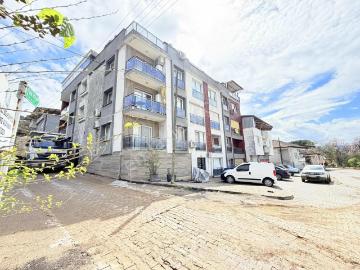 İsabeylide Satılık Eşyalı Kiracılı Balkonlu 1+1 Daire