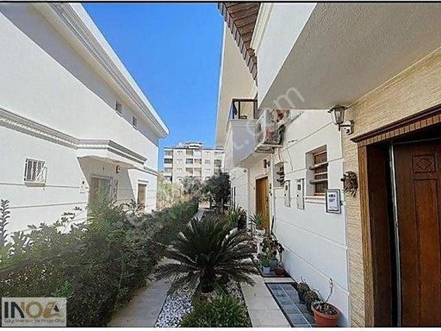 İsabeyli'de Satılık Ultra Lüks 4+1 Villa, 180m², Bahçeli