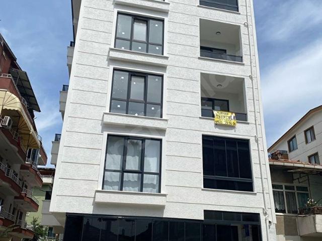 YALOVA MERKEZ GOP MAHALLESİNDE 3+1 YENİ BİNA SATILIK DAİRE
