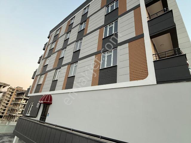 İskanliı Son Daire Acıl 1+1 Ermax Emlaktan Satilik
