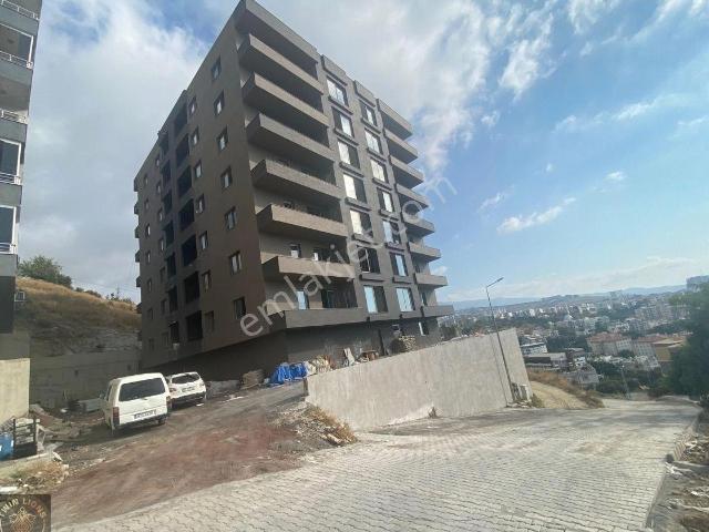 İskenderun İsmet İnönü Mahallesi Şehir Ve Deniz Manzaralı Satılık Lüks Sıfır 3+1 Daire