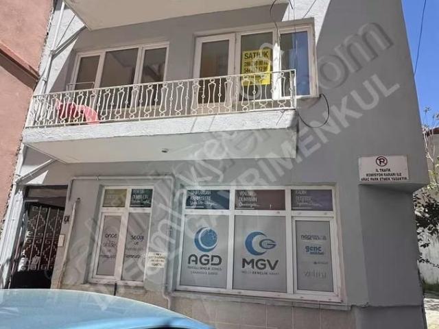 İskele Meydanına Yürüme Mesafesinde Hem Ofis Hem Konut Fırsatı!