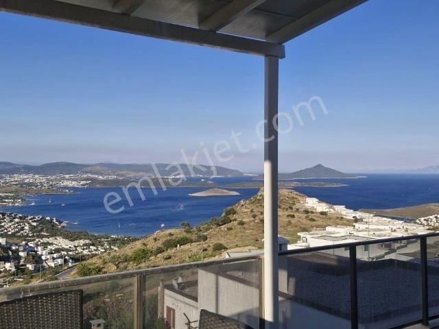 İslamhaneleri'nde Kiralık Villa Yahşi Koyu Deniz Manzaralı