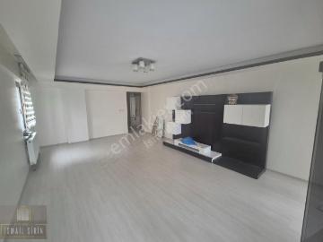 İsmail Şirinden Manastır Site İçinde Yeni Bakımlı Ara Kat Daire