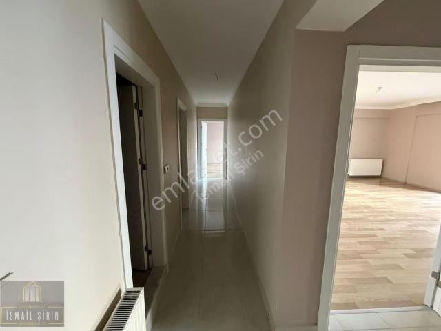 İsmail Şirinden Manastırda Deniz Manzaralı Masrafsız 3+1 Daire