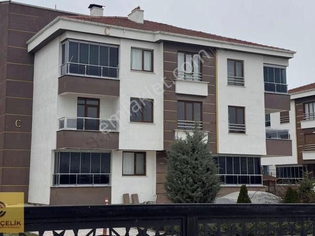 İsmail Kaya Cad. Site İçi Fırsat 3+1 Daire !