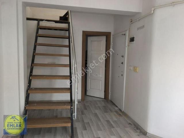 İsmail Yıldırım Emlakta Sular Akademi Karşısı 1+1 Eşyalı Kiralık