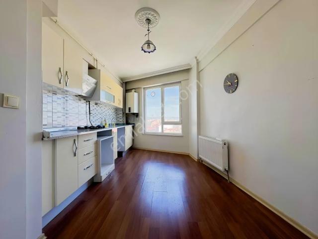 İsmet İnönü 2 Cd Üzeri, Kiralık 2+1 Asansörlü Daire