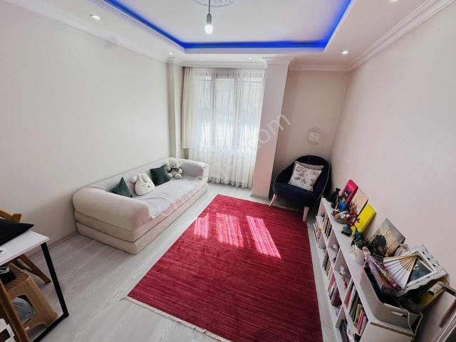 İsmetpaşa Mah. 1 + 1 70 Metre² Balkonlu Kiralık Yüksek Giriş Kat